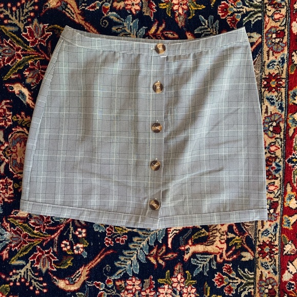 Checked Mini - Picture 1 of 2